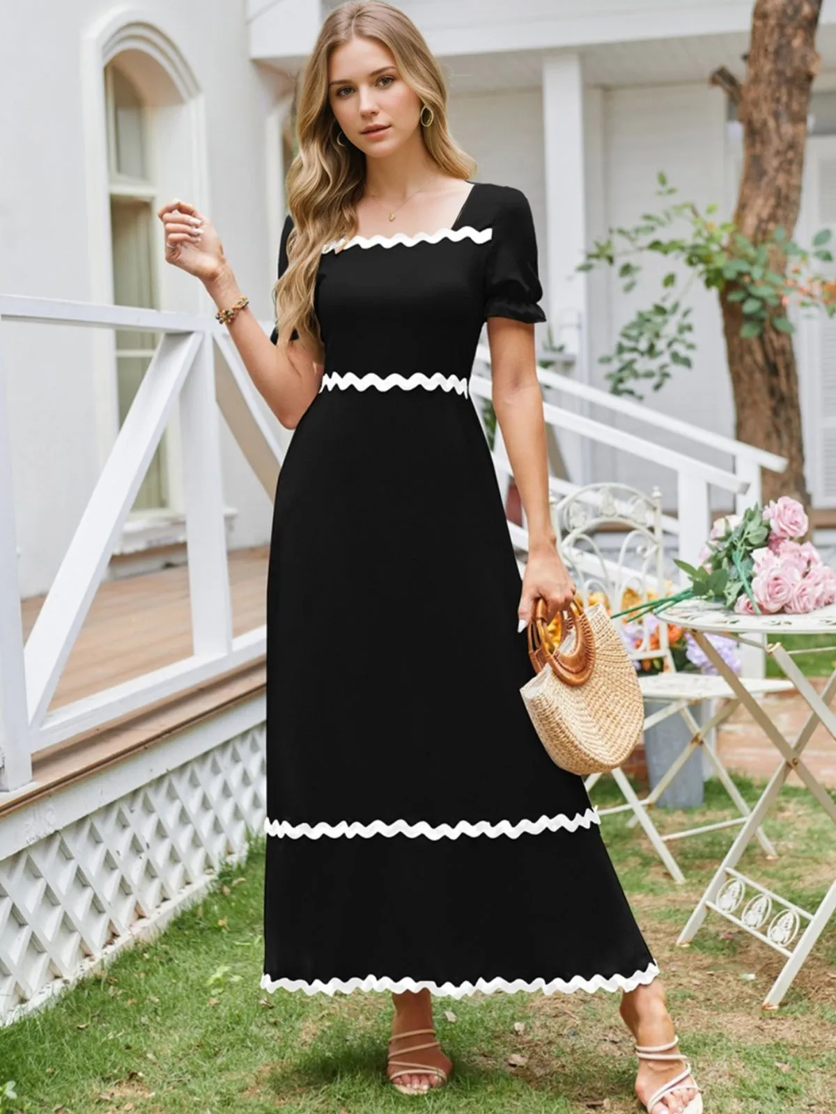 Black 1930s Square Neck Lace-Up Puff Sleeve Dress
