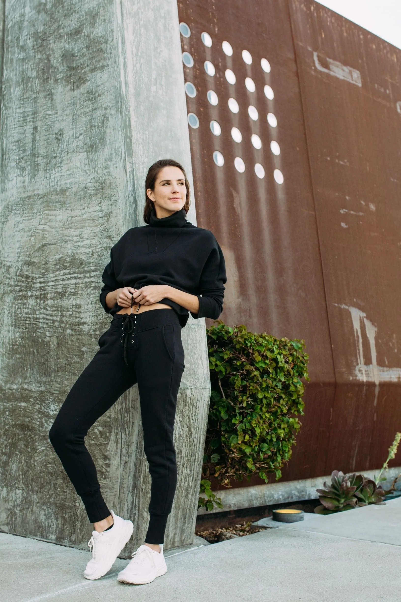 Britney Organic Cotton Roll-Neck Sweatshirt - Black