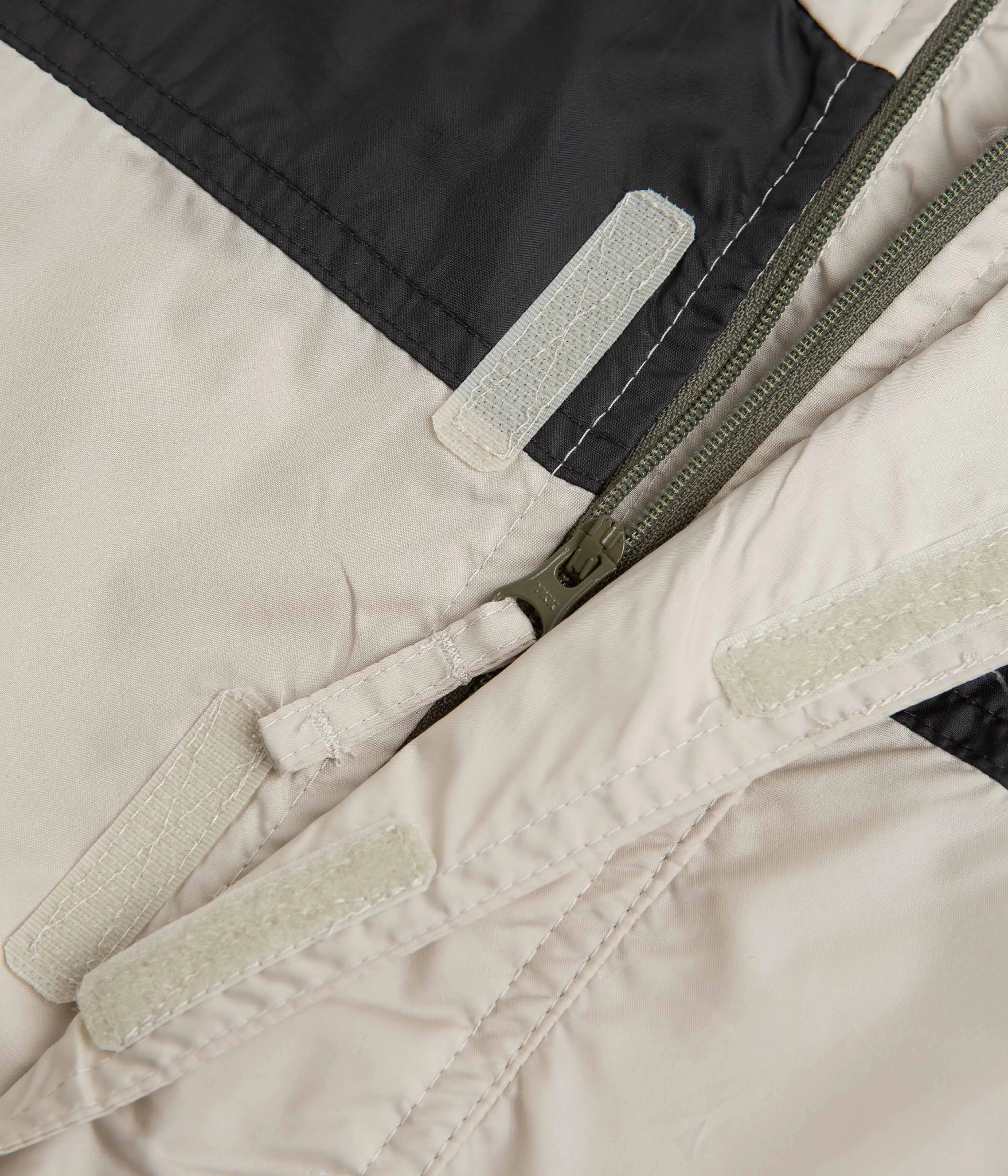 Columbia Challenger Windbreaker Jacket - Dark Stone / Shark