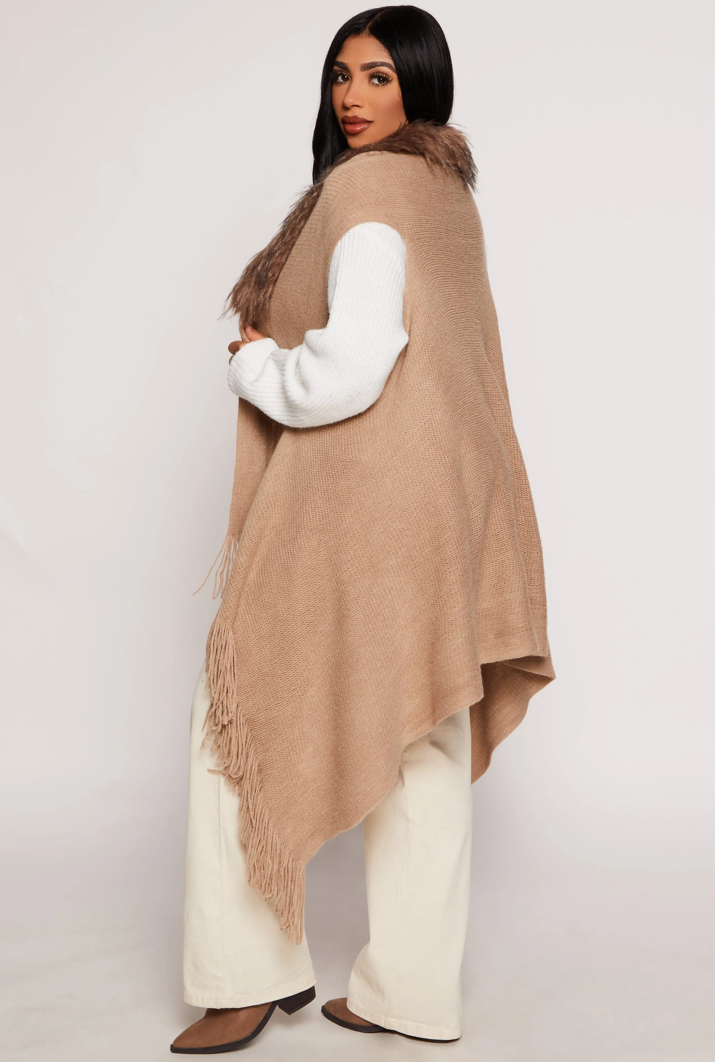 Fur Collar Fringed Sleeveless Poncho