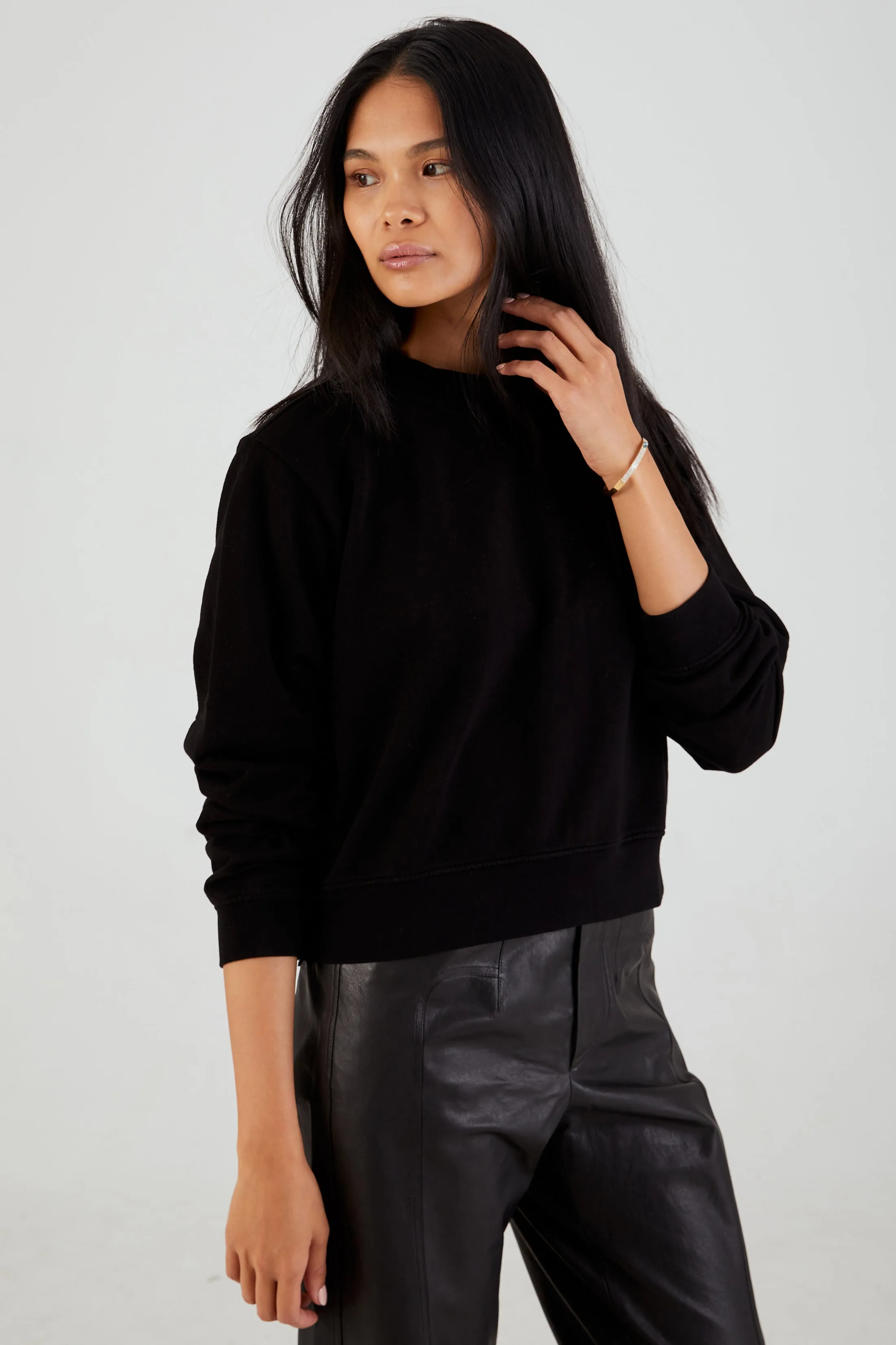 Milan Crewneck Sweatshirt in Jet Black