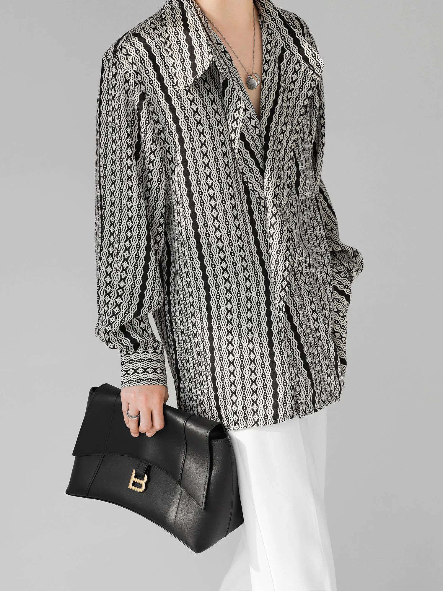 OVER SIZE DRAPE SHIRT KBQ0380
