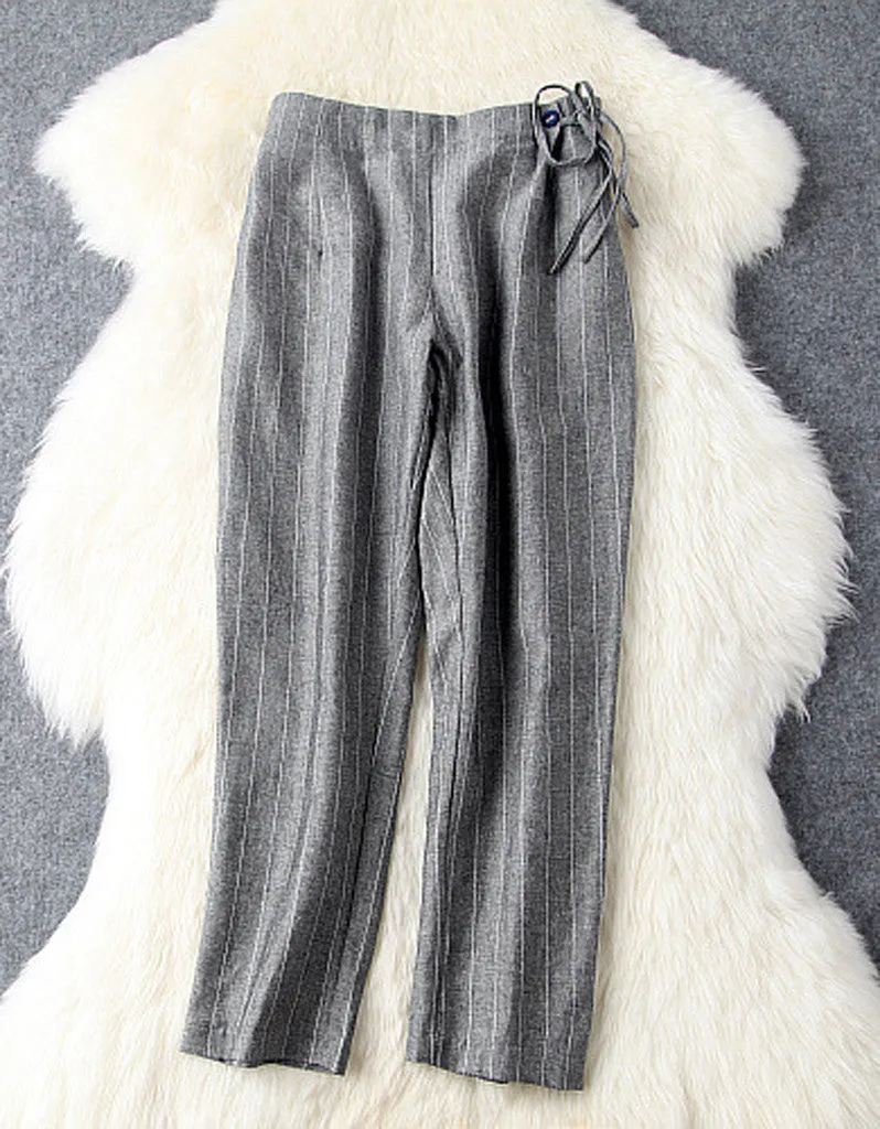 Sleeveless vest with 3/4 pants and T-shirt