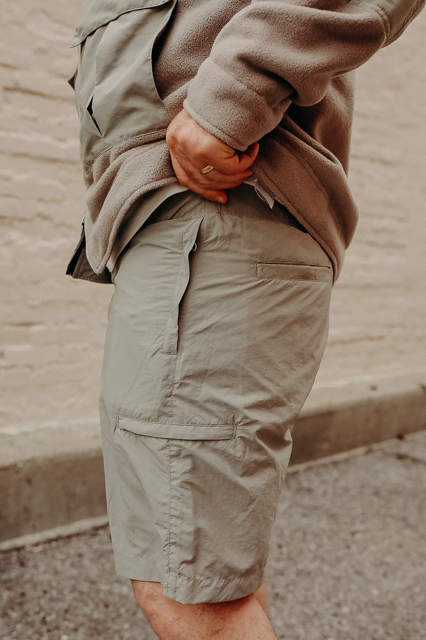 Trail Shorts in Stone